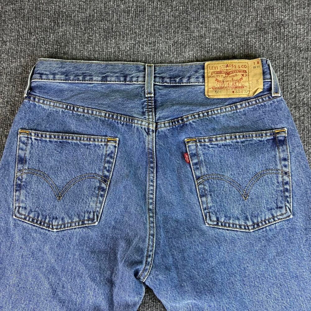 Levi’s 501 Original Fit Jeans Men’s 33x32 Blue Denim Button Fly Straight Leg